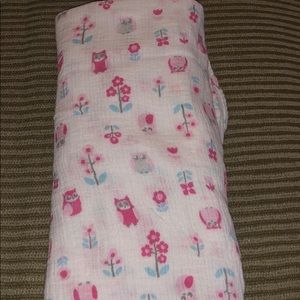 Baby girl owl Muslin blanket